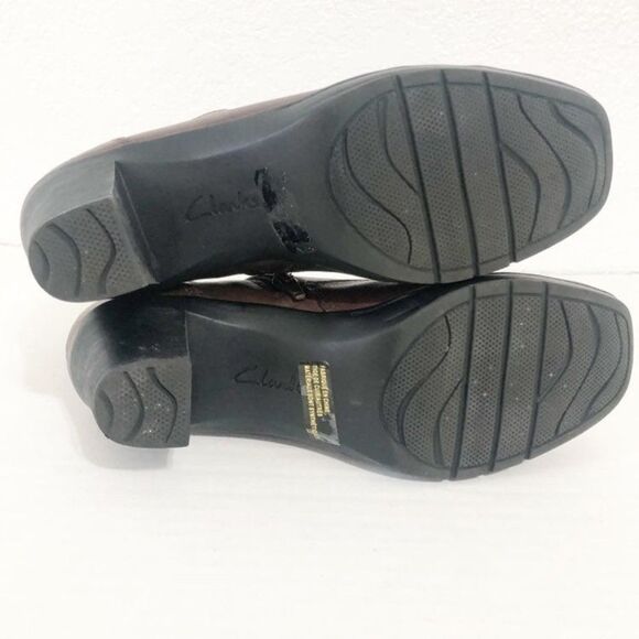 Clarks Brown Leather Side Zip Ankle Fashion Boots Size 8.5M - Picture 6 of 9